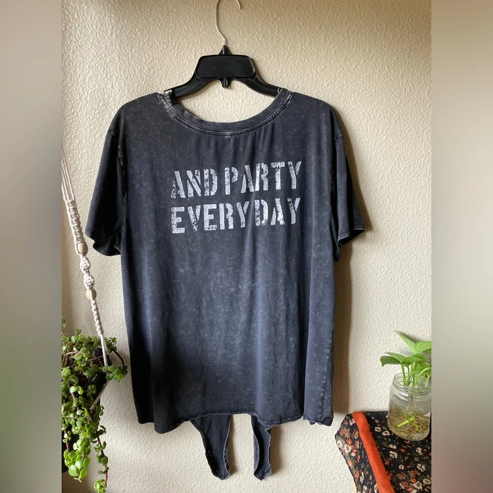 Black Graphic Women's Top - Picture 4 of 9